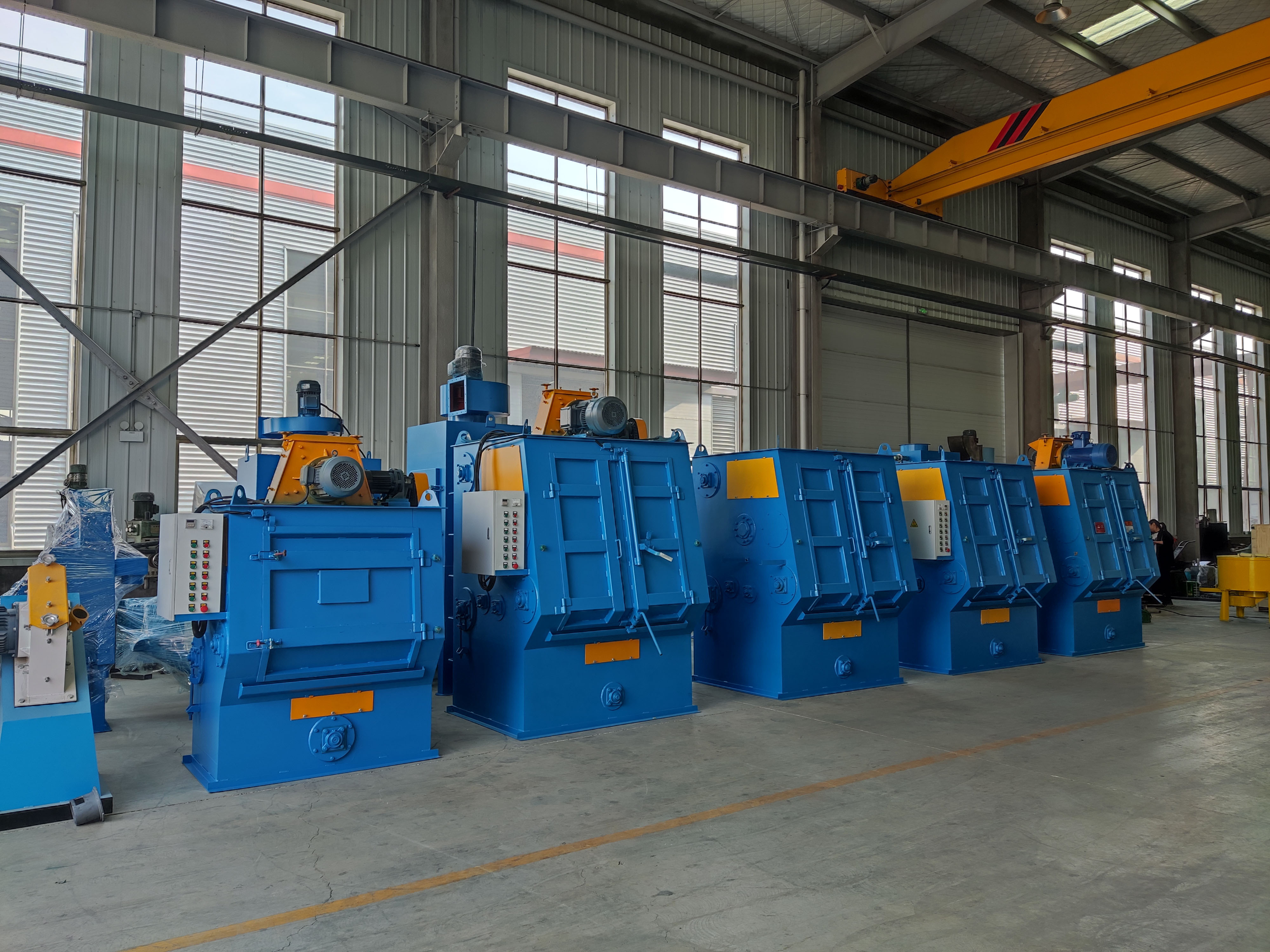 Crawler type shot shot blasting machine shipment